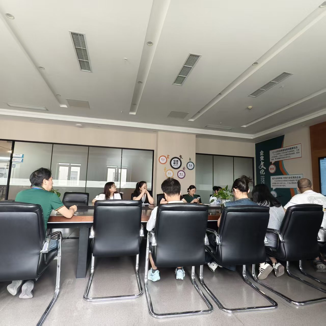 How does regular internal discussion help SEAVER    optimize the design and cost of home coffee machine for global overseas