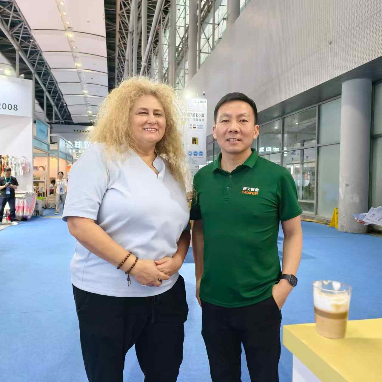 Why do global buyers favor SEAVER portable and fully automatic coffee machines at Guangzhou cross-border e-commerce exhibition?